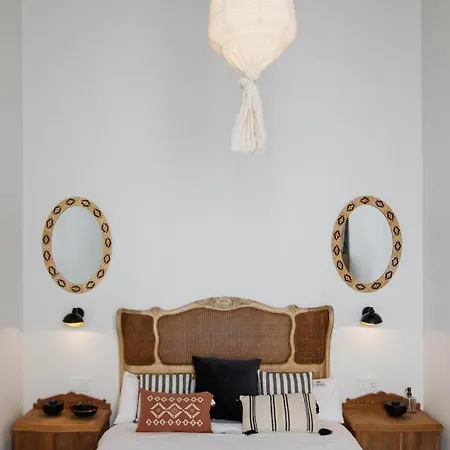 La Colonial De Lujo *